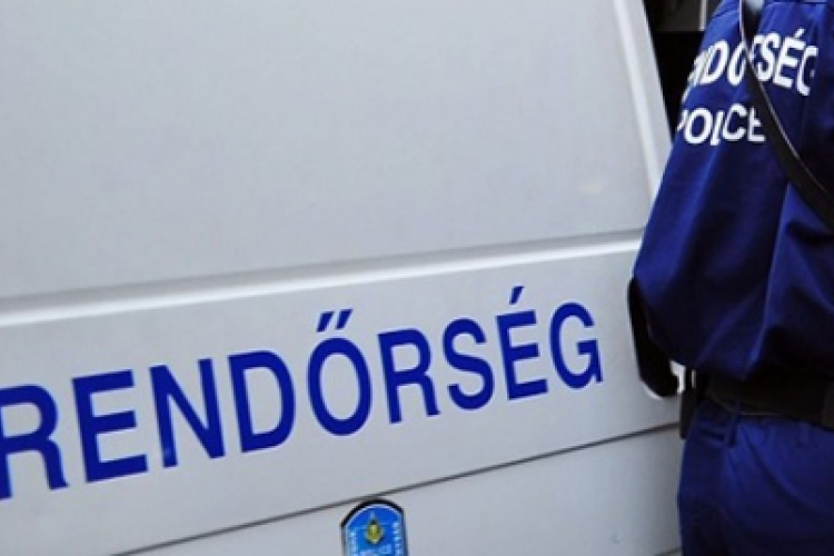 Baleset miatt útzár a 83-ason