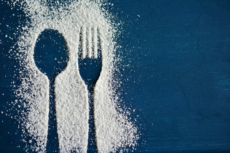 Túl sok cukrot esznek a gyerekek