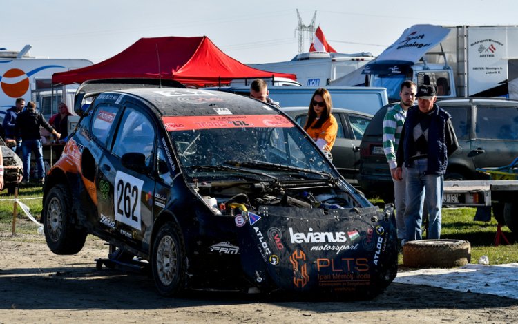 Autocross: Éreztem, hogy itt nagy a bibi!