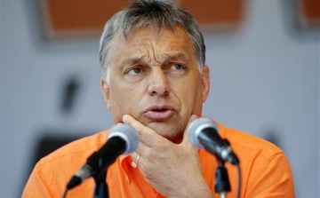 Tusványos - DK: Orbán Viktor nem érti a 21. századi világot