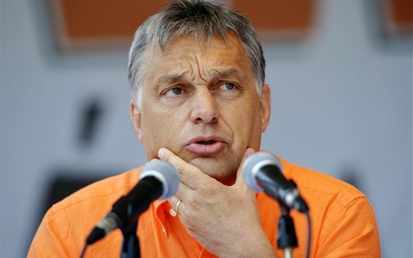 Tusványos - DK: Orbán Viktor nem érti a 21. századi világot