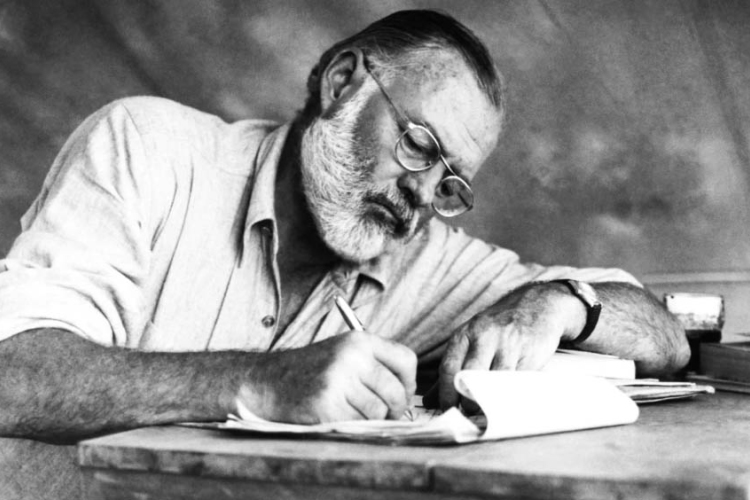 Ernest Hemingway kiadott művei hemzsegnek a 