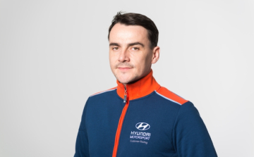 Michelisz Norbert gyorsan kiismerte új autóját