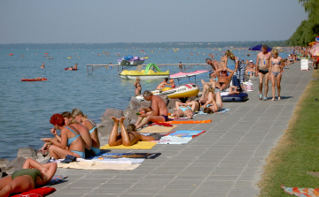 Kevés balatoni strandon lesz áremelés az idén