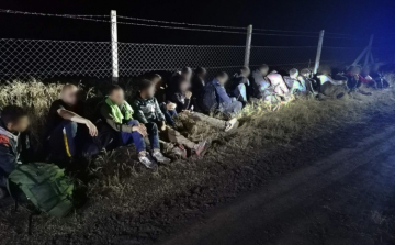 Több mint 160 határsértőt tartóztattak föl Csongrád megyében az éjszaka