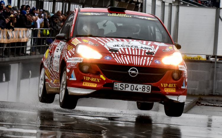 Kategóriagyőzelem a Szilveszter Rallyn