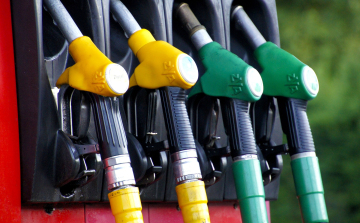 Steiner Attila: a kormány vizsgálja az üzemanyag forgalmazók javaslatát