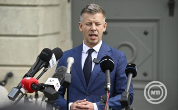 Magyar Péter: az Orbán-kormány hozzon döntést a NAV jogköreinek bővítéséről